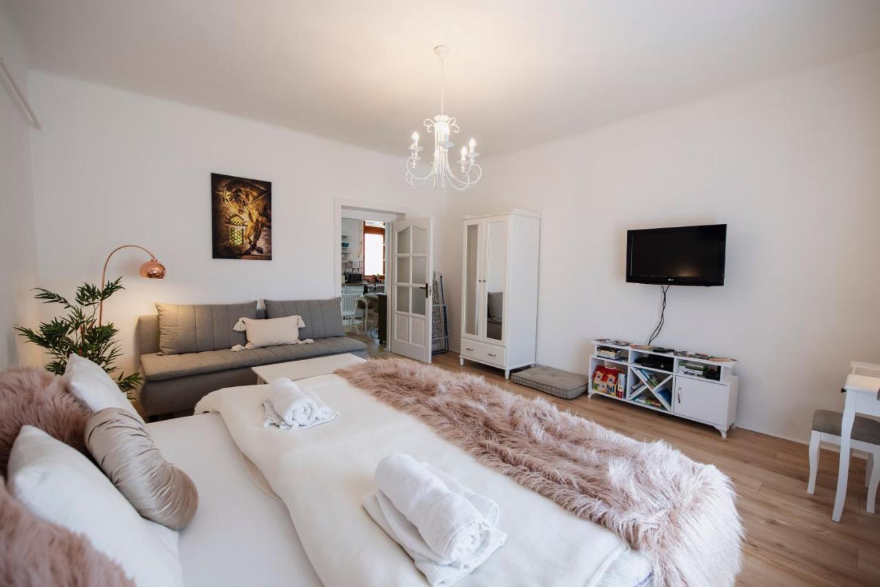 Heart Of Pecs Apartman Free Parking Εξωτερικό φωτογραφία