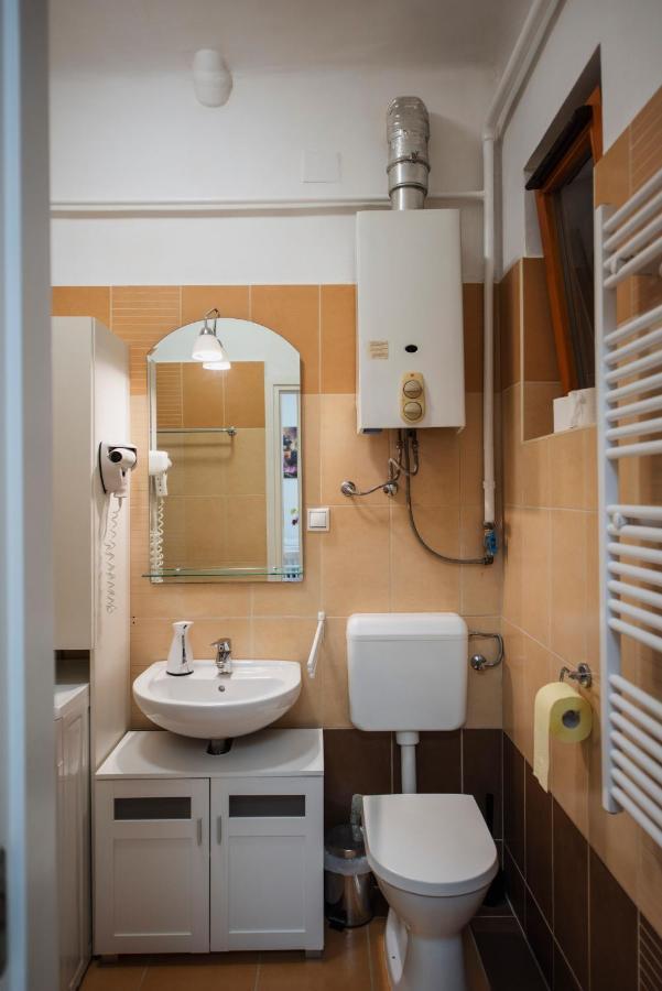 Heart Of Pecs Apartman Free Parking Εξωτερικό φωτογραφία